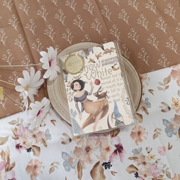 Cuadernos bordes oro Blancanieves A6. Kartos