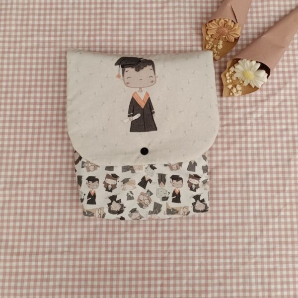 Funda de libro graduación. Ainhara RS